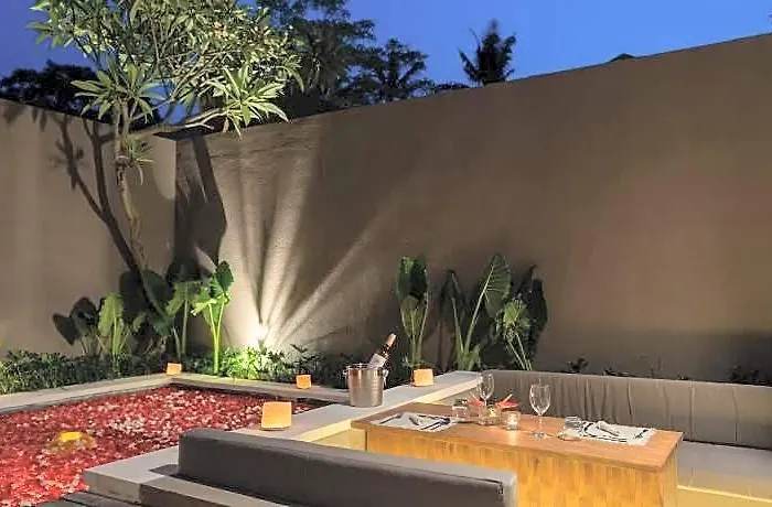 Mas Glamping Luxury Tent Hotel 5*
