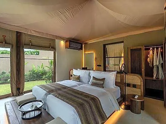 Mas Glamping Luxury Tent Hotel 5*